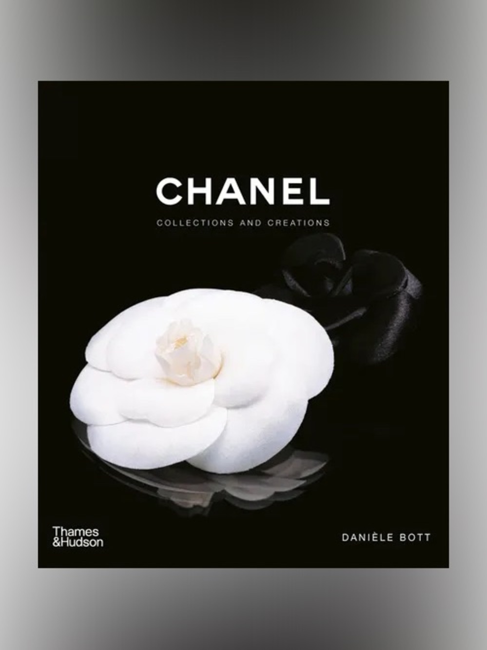 Chanel: Collections and Creations - Hardcover